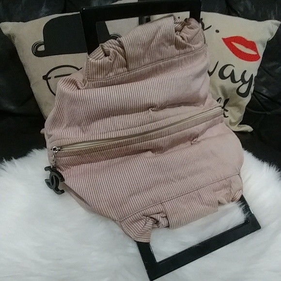 *** SOLD *** Coco Chanel LE Etoile Striped Hobo - Picture 4 of 8